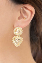 Load image into Gallery viewer, Affinity Heart Drop Earrings